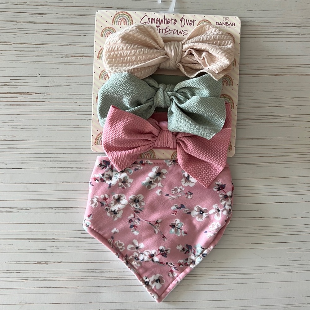 Somewhere Over Rainbows. headband set. NWT.